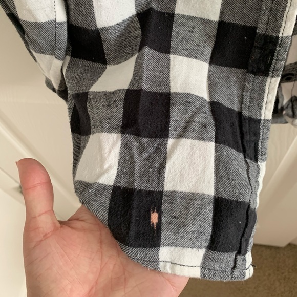 Flannel - Picture 2 of 3